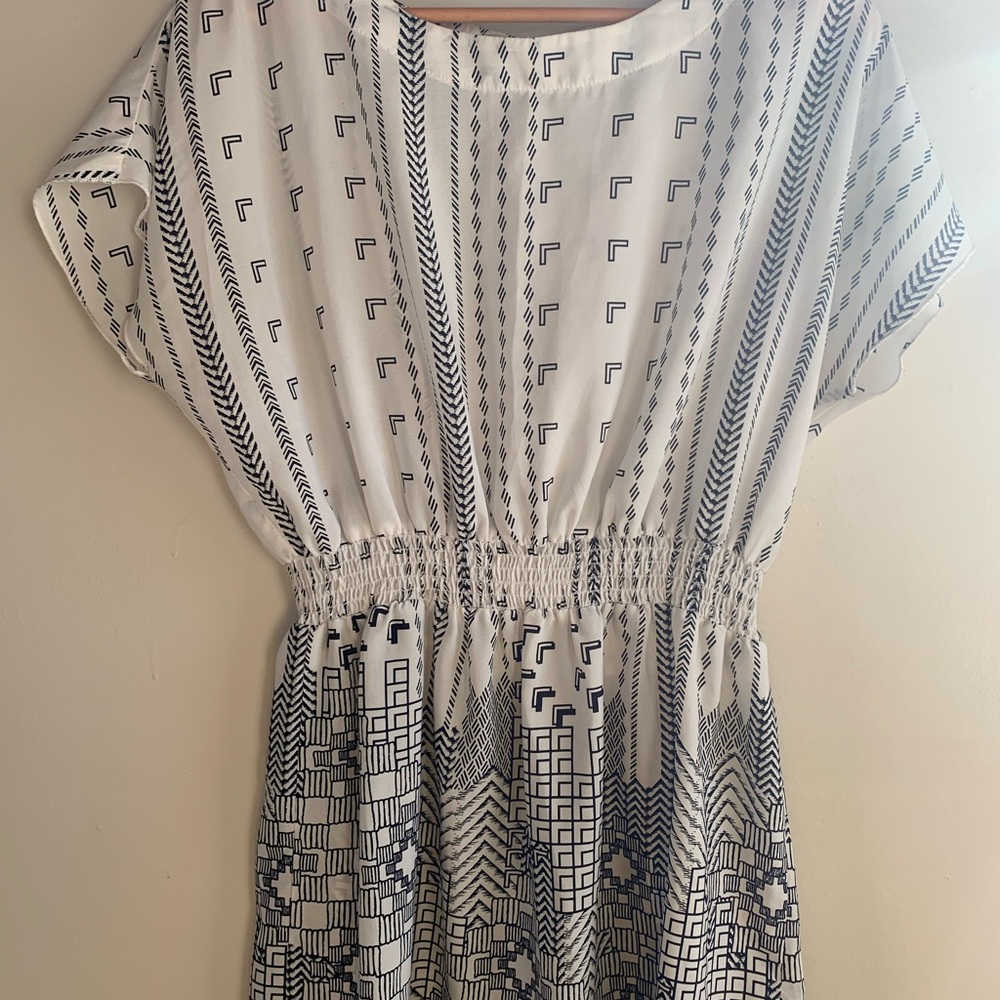 GEOMETRIC BLACK WHITE SHEATH DRESS L